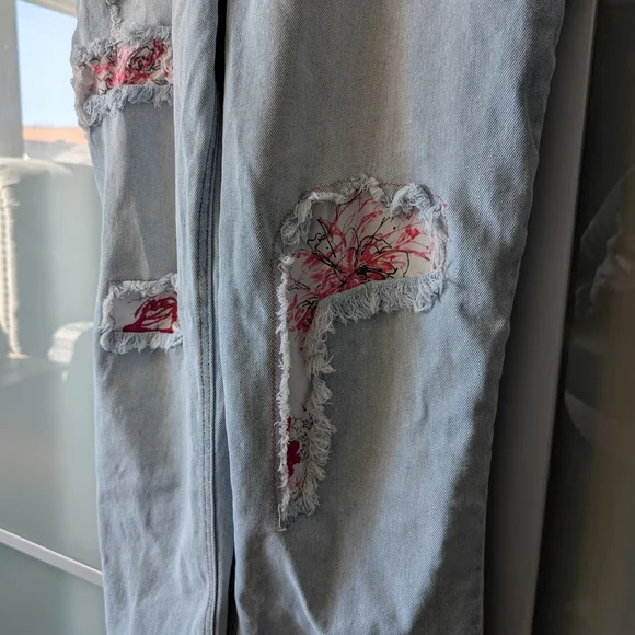 refuge Light Blue Distressed Denim Overalls - XL - Picture 5 of 11